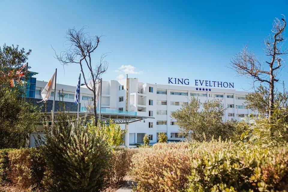 King Evelthon hotel exterior
