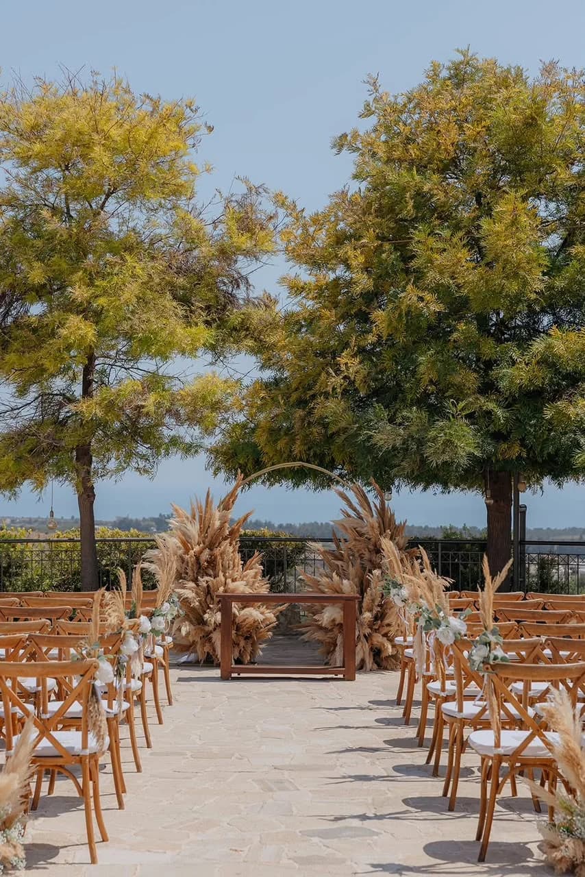 Outdoor wedding ceremony at Liopetro
